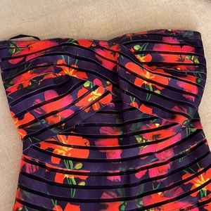 NWT gorgeous strapless cocktail dress S (runs small!).